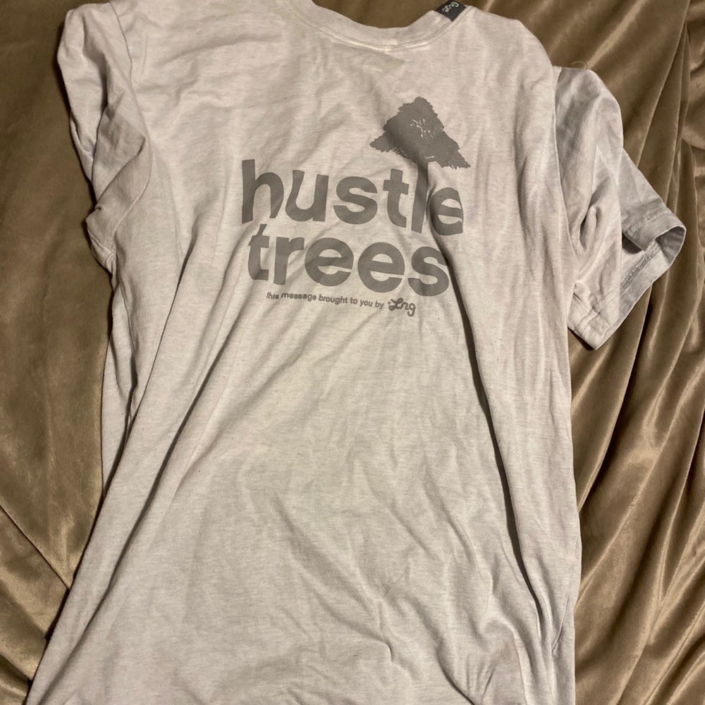 L.R.G. Hustle Trees Grey medley shirt